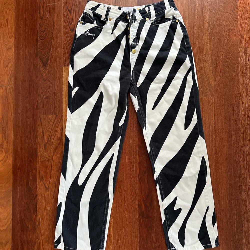 House of Sunny Jeans